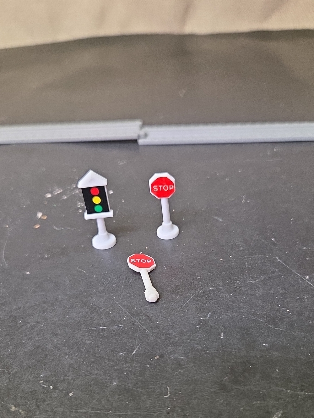 Micro Machine Vehicles, Tracks, Signs - Picture 6 of 7